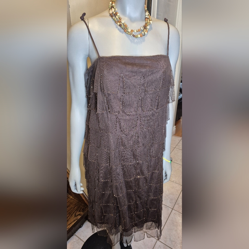 Elegant Gray Layered Women's Dress - Picture 3 of 16